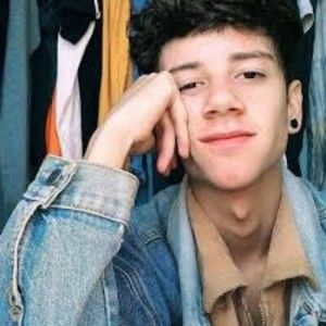 Meet your Posher, Christopher